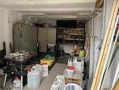 Nabízíme k prodeji garáž u ulice Pod Vinohrady - Kuřim, cena 640000 CZK / objekt, nabízí Vatoreal