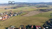 Prodej pozemku k výstavbě rodinného domu, 840 m2, Smrkovice u Písku, cena 3800 CZK / m2, nabízí