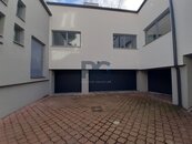 Pronájem garáže pro tři stání, Velké nám., Písek, cena 6000 CZK / objekt / měsíc, nabízí
