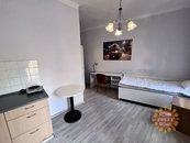 Pronájem, Byt 1+kk, Praha 3, cena 16500 CZK / objekt / měsíc, nabízí