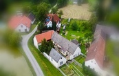 Prodej uzavřeného stavení s navazujícími pozemky v obci Žíteč na Třeboňsku - možnost přikoupení 40ha, cena 3750000 CZK / objekt, nabízí