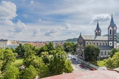 Prodej půdního prostoru v domě na Karlínském náměstí, cena cena v RK, nabízí 