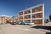 Pronájem lékařských prostor - 14 m2, 51. budova Zlín, cena 6000 CZK / objekt / měsíc, nabízí