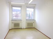 Pronájem kanceláře 17m2, Zlín Prštné, cena 3417 CZK / objekt / měsíc, nabízí