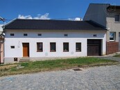 Prodej rodinného domu 3+1 Malenovice Zlín, cena 5900000 CZK / objekt, nabízí