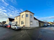 Prodej dvougeneračního RD 7+2, obytná plocha 238 m2, Lysá nad Labem, cena 11500000 CZK / objekt, nabízí