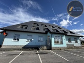 Prodej zavedeného motelu s restaurací v obci Oseček 1 000 m2, Oseček u Poděbrad, cena 28980000 CZK / objekt, nabízí Reality Hocková