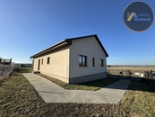 Prodej RD 5+kk (128m2), s parcelou 1241m2 v obci Kly - Krauzovna, cena 9999000 CZK / objekt, nabízí