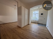 Pronájem bytu 4+kk, 74 m2, Praha 10 Vršovice, ulice Charkovská, cena 34900 CZK / objekt / měsíc, nabízí