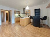 Pronájem bytu 2+kk o výměře 58 m2 s parkovacím stáním, Diviznová, Květnice, Praha-východ, cena 18500 CZK / objekt / měsíc, nabízí CENTURY 21 Harmony