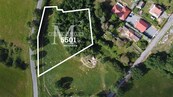 Stavební pozemek o velikosti 5 635 m2 pod hradem Vysoký Chlumec, cena 4099000 CZK / objekt, nabízí