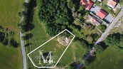 Stavební pozemek o velikosti 3 010 m2 pod hradem Vysoký Chlumec, cena 3999000 CZK / objekt, nabízí