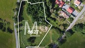 Stavební pozemek o velikosti 8 627 m2 pod hradem Vysoký Chlumec, cena 8138000 CZK / objekt, nabízí