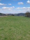 Prodej pozemku s výjmečnou polohou pro bydlení s panoramatickým výhledem v městě Poříčí nad Sázavou, okres Benešov, rozloha 1101m2, možnost hypotéky., cena 5958 CZK / m2, nabízí