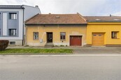 Prodej rodinné domy se zahradou, 98 m2 na pozemku 727 m2- Lipník nad Bečvou I-Město, cena 3000000 CZK / objekt, nabízí 
