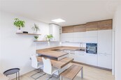 Pronájem plně vybaveného bytu 2+kk s terasou a parkovacím stáním, Olomouc - Slavonín, cena 19000 CZK / objekt / měsíc, nabízí
