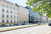 Zrekonstruovaný byt 2+kk, 65,50 m2, Praha - Karlín, cena 27000 CZK / objekt / měsíc, nabízí 