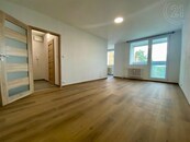Pronájem bytu 1+1, 37m2, U Pentlovky, Troja, Praha 8, cena 16900 CZK / objekt / měsíc, nabízí