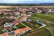 Prodej rodinného domu 3+1, 79 m2 s pozemkem 1182 m2, cena 2121000 CZK / objekt, nabízí