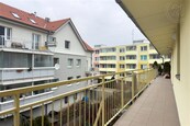 Prodej bytu 2+kk s balkonem a parkovacím stáním, Švehlova - Brno, cena 5185000 CZK / objekt, nabízí 