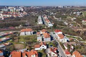 Prodej stvebního pozemku 727 m2, Znojmo, cena cena v RK, nabízí