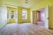 Prostorný byt ve Znojmě 97,6 m2, s lodžii 10,2 m2, na ulici Sokolská, cena cena v RK, nabízí