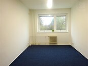 Pronájem kanceláře, 17 m2 Zlín Louky, cena 5143 CZK / objekt / měsíc, nabízí