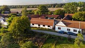 Prodej rodinného domu 307 m2, pozemek 1380 m2, Suchdol nad Lužnicí - Bor, okres Jindřichův Hradec, cena 3495000 CZK / objekt, nabízí 