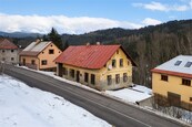 Prodej rodinného domu, 165 m2, k rekonstrukci, se schváleným stavebním projektem v Bratříkově, cena 2500000 CZK / objekt, nabízí 