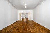 Prodej bytu 3+1 s balkonem, 97m2, Praha 7Holešovice, ulice Pplk. Sochora, cena 11000000 CZK / objekt, nabízí