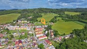 Dvougenerační rodinný dům se zahradou, cena 7700000 CZK / objekt, nabízí