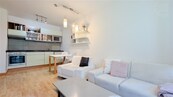 Pronájem 3+kk se zahradou a parkovacím místem, cena 23000 CZK / objekt / měsíc, nabízí