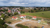 Prodej, Pozemek pro stavbu RD, bytů, Ostrovec, cena 2700000 CZK / objekt, nabízí