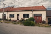 Prodej rodinného domu 2+1 68 m2 s garáží a zahradou Týnec, okr. Břeclav, cena 3300000 CZK / objekt, nabízí CENTURY 21 4Plus