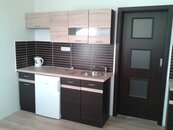 Pronájem 1+kk na ulici Javorová na Jižních Svazích., cena 10000 CZK / objekt / měsíc, nabízí