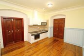 Pronájem bytu 2+KK, 55 m2, Václavské náměstí, Uhlířské Janovice, cena 17000 CZK / objekt / měsíc, nabízí