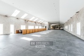 Pronájem komerční stavby - sklad, showroom, kanceláře, byty, 834 m2 - Ševětín, cena 25000 CZK / objekt / měsíc, nabízí 