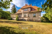 Prodej velice atraktivní, částečně rekonstruované a modernizované, prvorepublikové vily s…, cena 25000000 CZK / objekt, nabízí