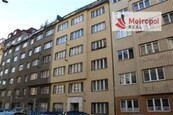 Světlý 1+kk s terasou, 40m2, Praha 2 - Na Výtoni, cena 10500 CZK / objekt / měsíc, nabízí 