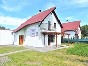 Pronájem, rodinný dům se zahradou 3+1, 365 m2, Jindřichův Hradec - Řečička, cena 15700 CZK / objekt / měsíc, nabízí 