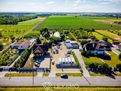 Prodej pozemek pro bydlení, 2 670 m2 - Božice, cena 6675000 CZK / objekt, nabízí LEXAMO