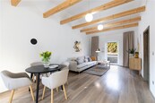 Prodej krásného a moderního bungalovu 3+1, 82 m2, v atraktivní lokalitě Sezimova Ústí, cena 7990000 CZK / objekt, nabízí