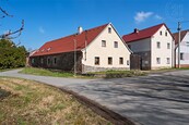 Prodej investičního objektu k bydlení s pěti byty, Týnec u Plané, cena 12990000 CZK / objekt, nabízí