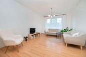 Prodej krásného družstevního bytu 2+1 (52 m2) s balkónem v žádané lokalitě Havířov - Podlesí s možností pomoci při zajištění výhodného financování, cena 1980000 CZK / objekt, nabízí