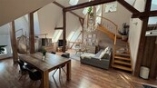 Prodej podkrovního bytu 3+KK o celkové výměře 120m2 v ulici Evropská v Chebu., cena 4449000 CZK / objekt, nabízí