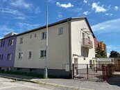 Pronájem bytu 1+kk v rodinném domě - České Budějovice, ulice Dlouhá, cena 9000 CZK / objekt / měsíc, nabízí