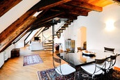 Pronájem, Byty 4+kk, 221 m2 - Praha - Malá Strana, ulice Vlašská, cena 75000 CZK / objekt / měsíc, nabízí Makers Reality