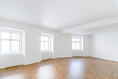 Pronájem, Byty 4+kk, 170m2, Praha - Malá Strana, ulice Vlašská, cena 79000 CZK / objekt / měsíc, nabízí Makers Reality