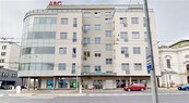 Pronájem ordinací od 100 m2 - podle individuálních požadavků zájemce, UL - centrum, cena cena v RK, nabízí