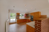Pronájem, Byty 4+kk, 120 m2 s terasou- České Budějovice, cena 24000 CZK / objekt / měsíc, nabízí